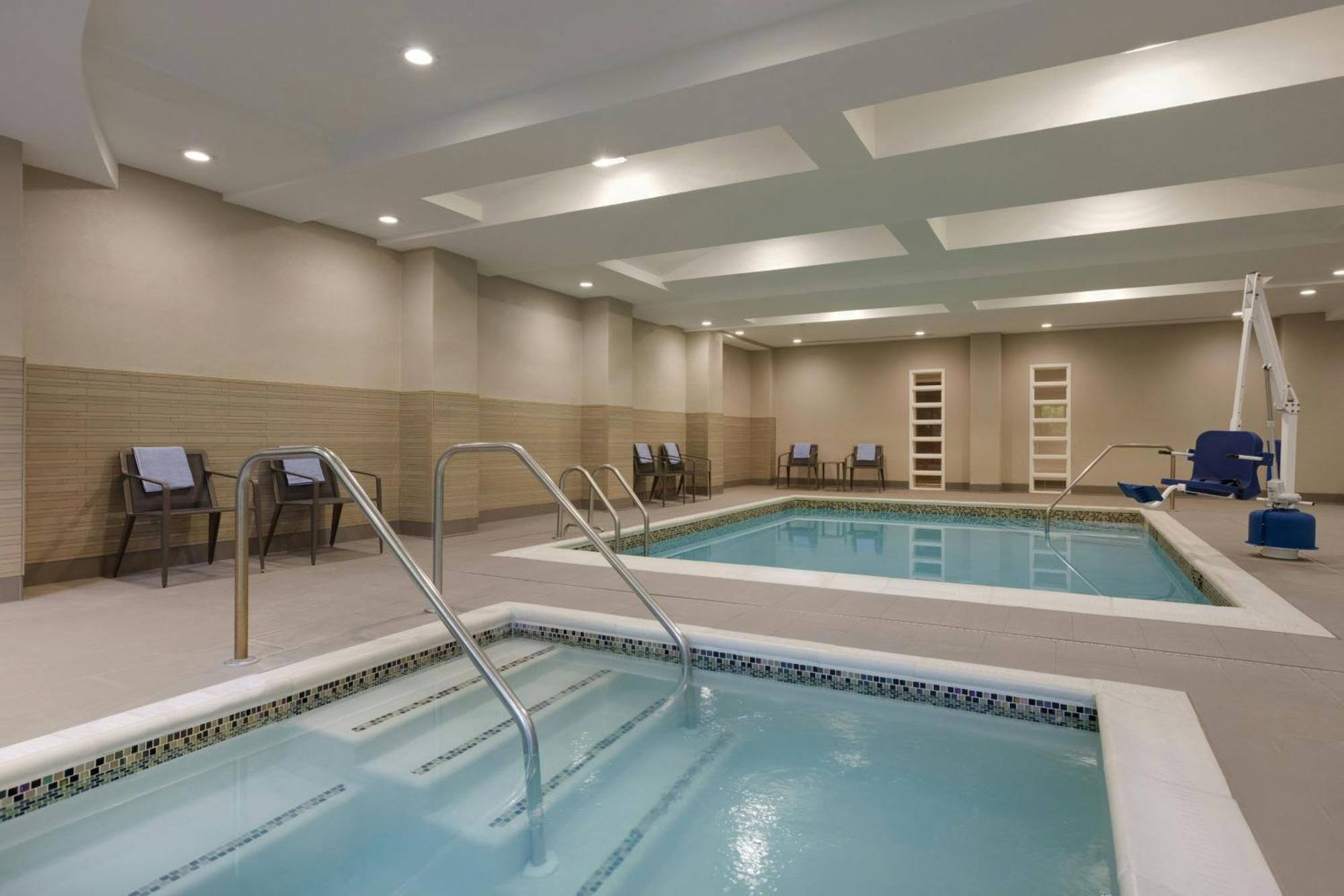 מלון Fertility Courtyard Lancaster מראה חיצוני תמונה